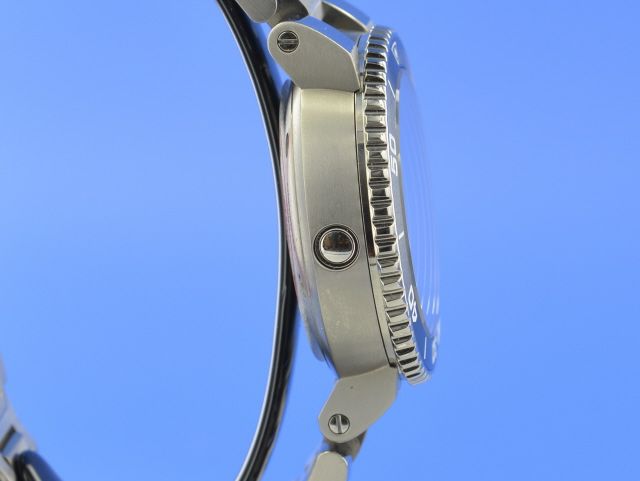 Oris Aquis Small Second Date