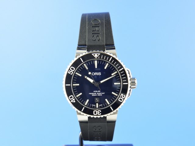 Oris Aquis Date