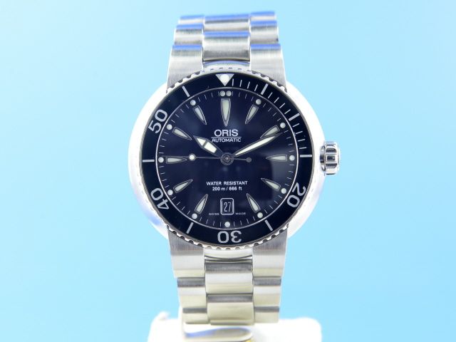 Oris Diver Date