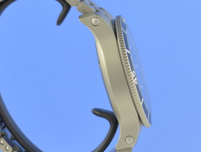 Fortis B-42 Day Date Titan