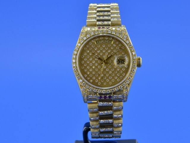 Rolex Day-Date mit Diamanten (nicht von Rolex die Steine)