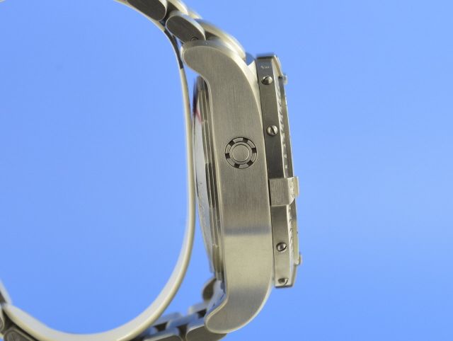 Breitling Avenger Titan Yello Dial