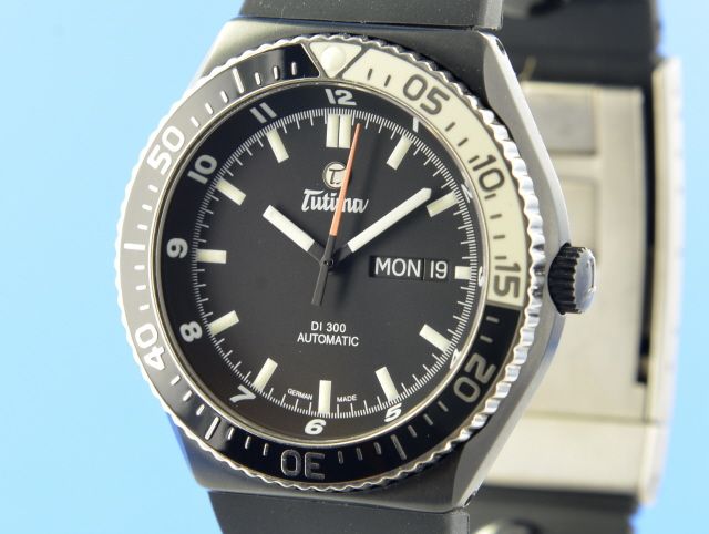 Tutima Military DI 300 Black Dial