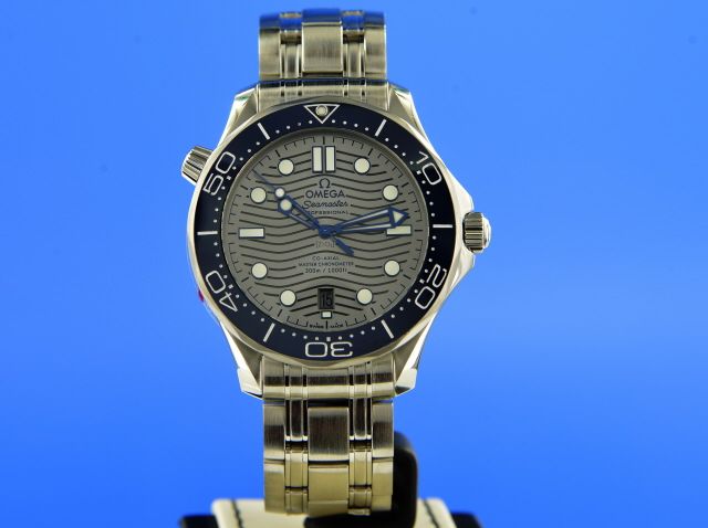 Omega Seamaster Diver 300M Master Chronometer