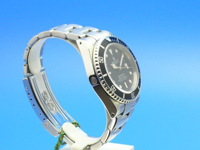 Rolex Sea-Dweller 16600