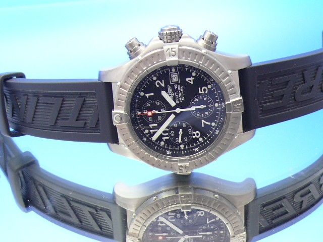 Breitling Avenger Chronograph Titan