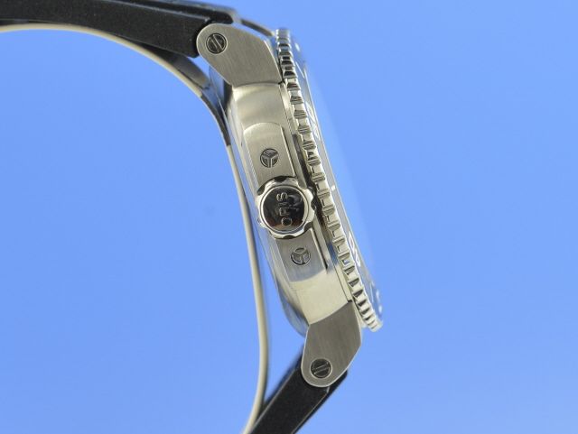 Oris Aquis Red Limited Edition 200 St.