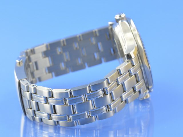 Omega Seamaster Diver 300M 50th Anniversary James Bond Edition