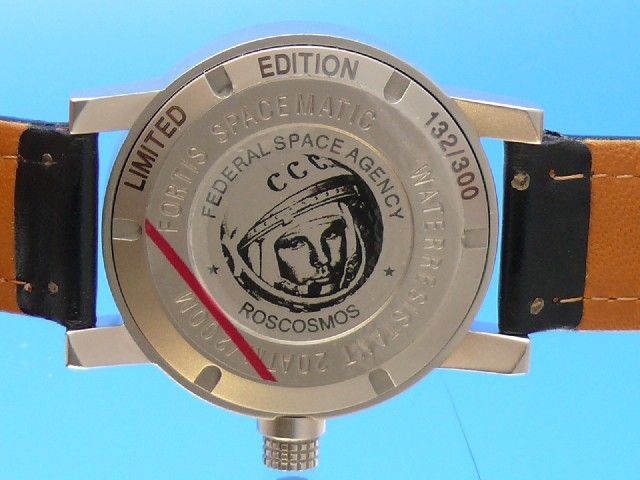 Fortis Spacematic GMT YURI GAGARIN Limitierte Edition 300 Exm.