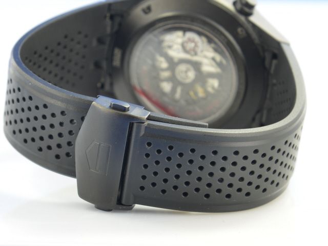 TAG Heuer Carrera Calibre HEUER 01