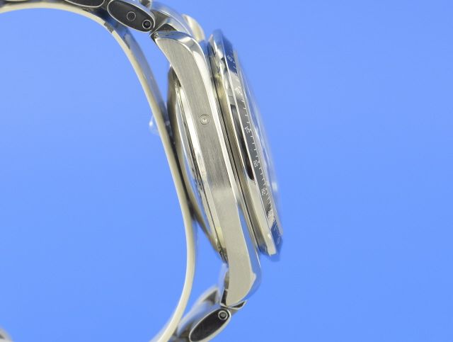 Omega Speedmaster Day-Date Fly