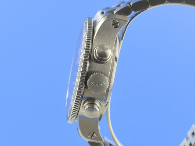 Fortis B-42 Chronograph