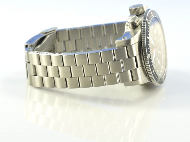 Fortis B-42 Chronograph