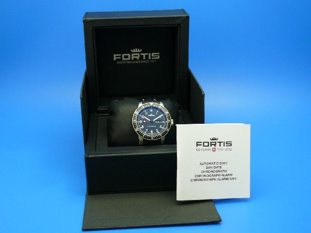 Fortis B-42 Day/Date