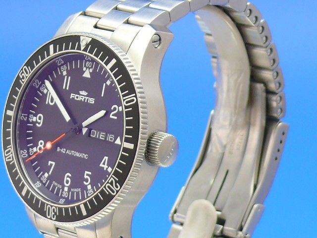 Fortis B-42 Day/Date