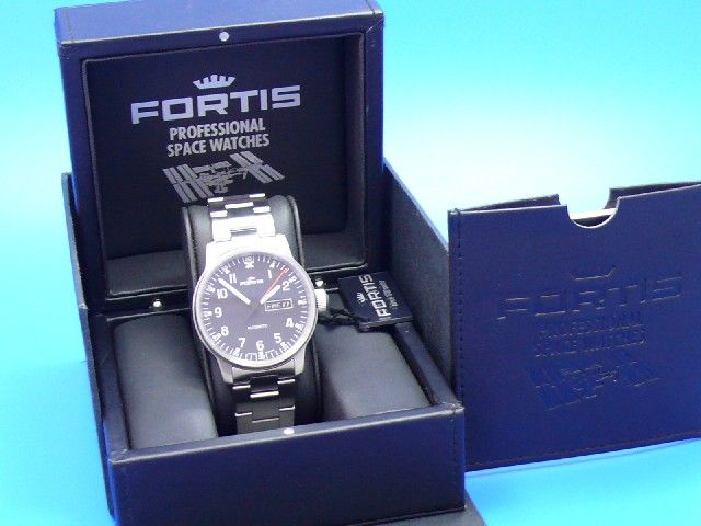 Fortis Pilot Professional Day/Date Fliegeruhr