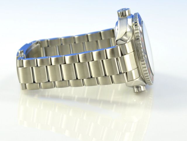 Omega Seamaster Planet Ocean 600M Co-Axial Good Planet Foundation