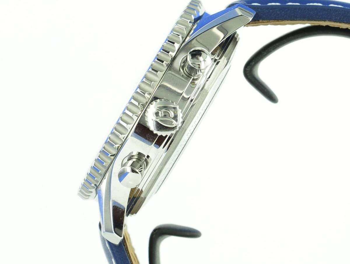 Breitling Navitimer World GMT aus 2018 Fullset Black dial