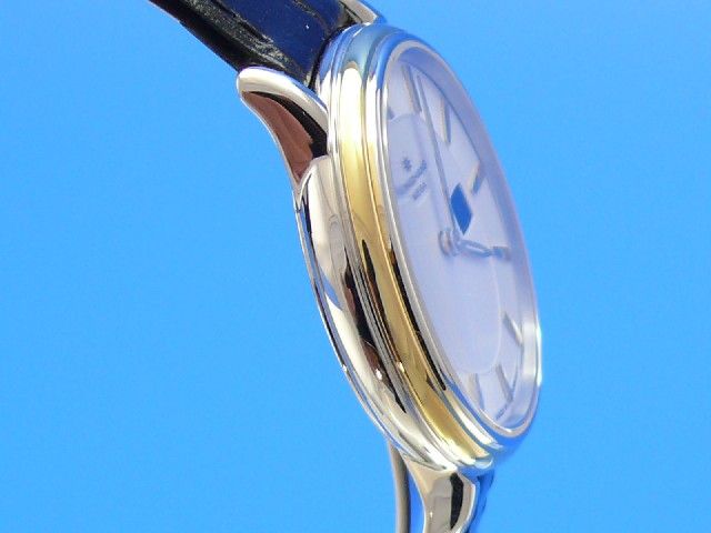 Junghans Diplomat Damen Funkuhr bicolor UVP 449