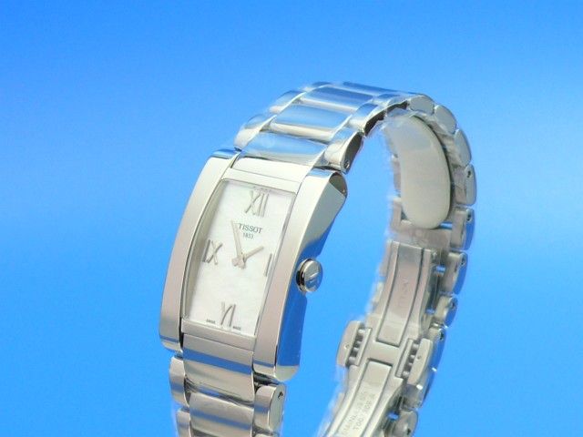 TISSOT Damenuhr GENEROSI-T