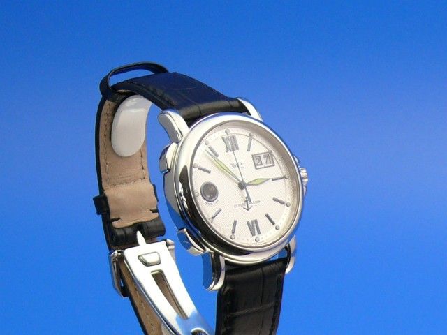 Ulysse Nardin GMT+/-Big Date Dual