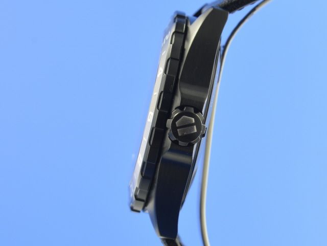 TAG Heuer Formula 1 Calibre 7 GMT David Guetta Special Edition