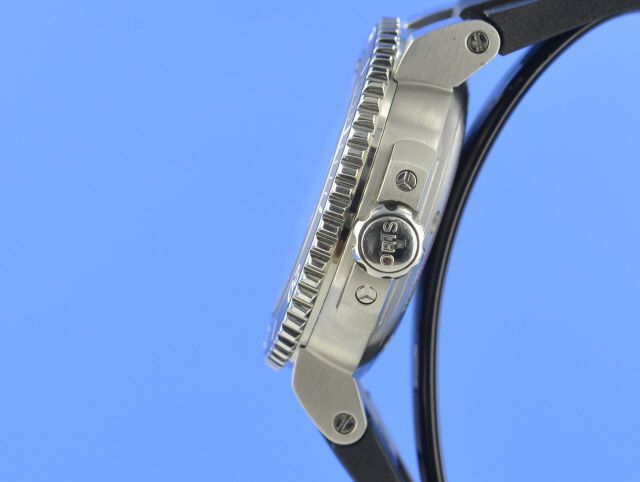 Oris Aquis Date Depth Gauge