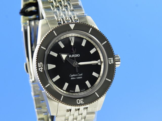 Rado Captain Cook Ghost Limited Edition Revolution Automatic XL 42mm Grau