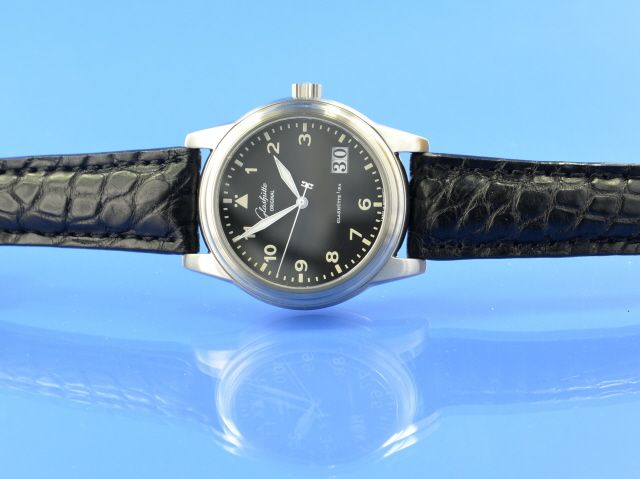 Glashtte Original Senator Navigator Panoramadatum