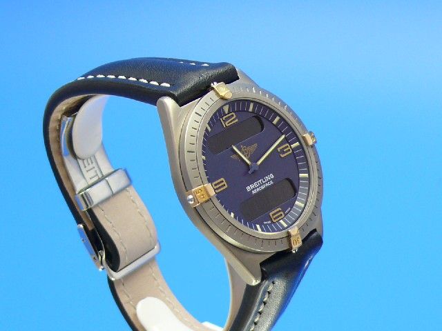 Breitling Aerospace Titan/Gold