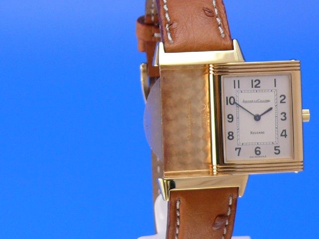Jaeger LeCoultre Reverso Medium 18K/750 Gold