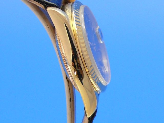 Rolex Datejust Medium 18K Gold