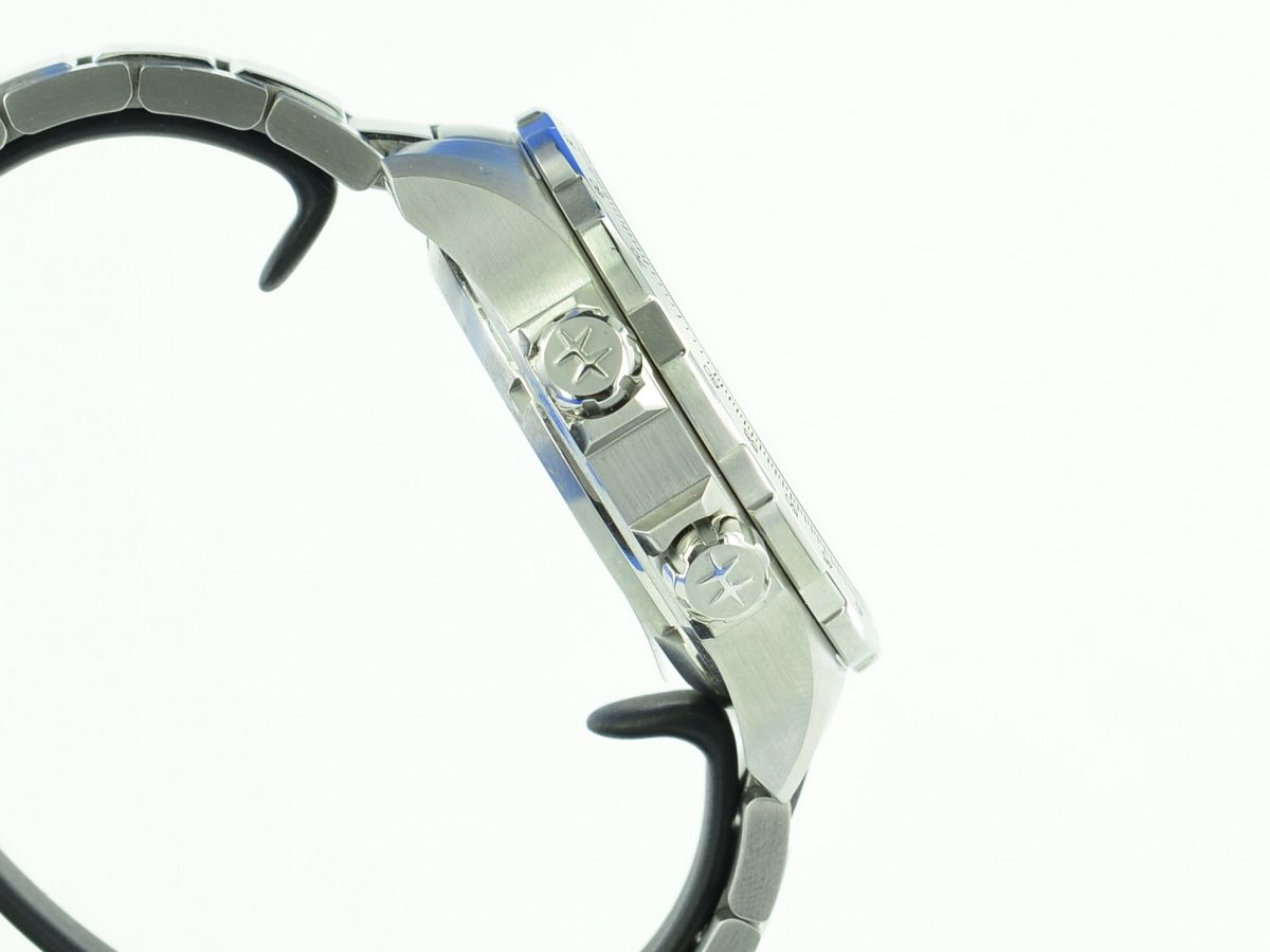 Hamilton Khaki Aviation X-Wind GMT Chrono Quartz H77932160