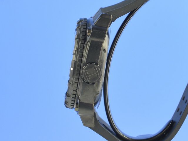 Hamilton Khaki Below Zero