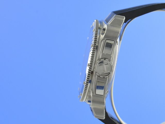 Hamilton Khaki Below Zero