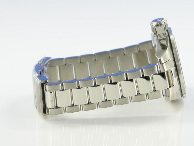 Hamilton Khaki Navy Frogman