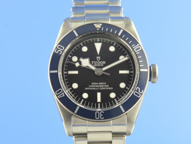 Tudor Heritage Black Bay