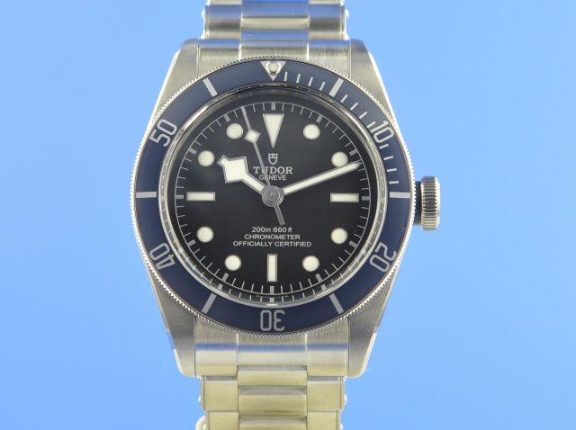 Tudor Heritage Black Bay