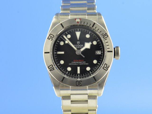 Tudor Heritage Black Bay