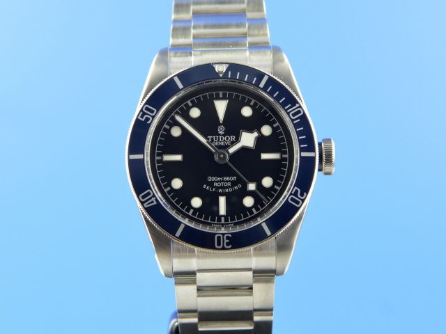 Tudor Heritage Black Bay