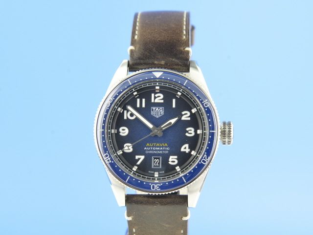 TAG Heuer Autavia Heritage 42mm Heuer Calibre 5