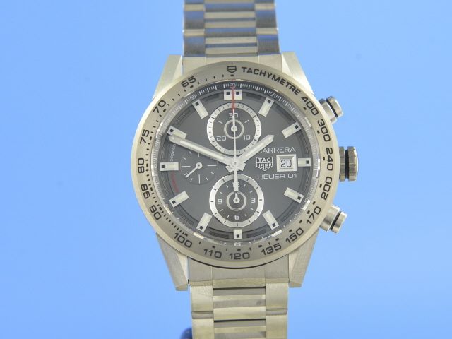 TAG Heuer Heuer Carrera Date Chronograph Heuer 01 Grey Titan 43mm