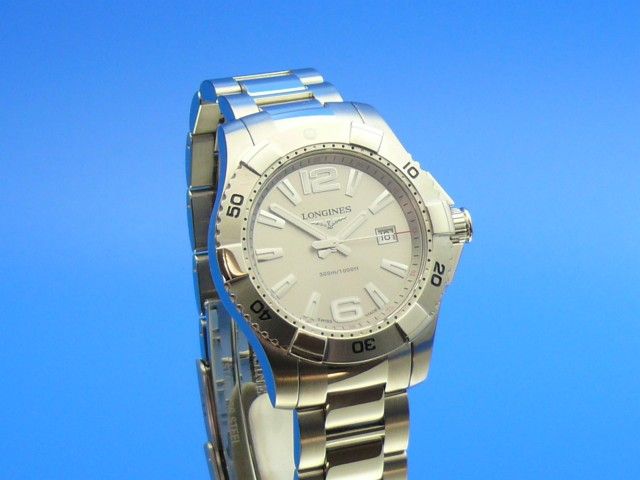 Longines HydroConquest