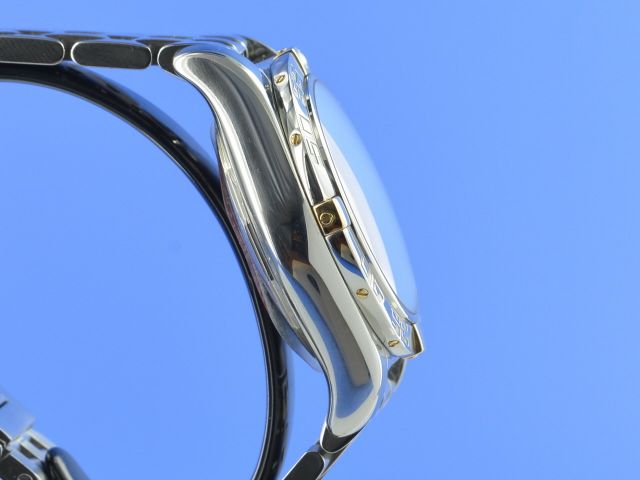 Breitling Chronomat 44 B01