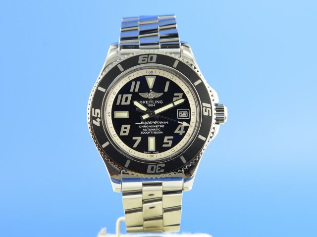 Breitling Superocean II 42 mm