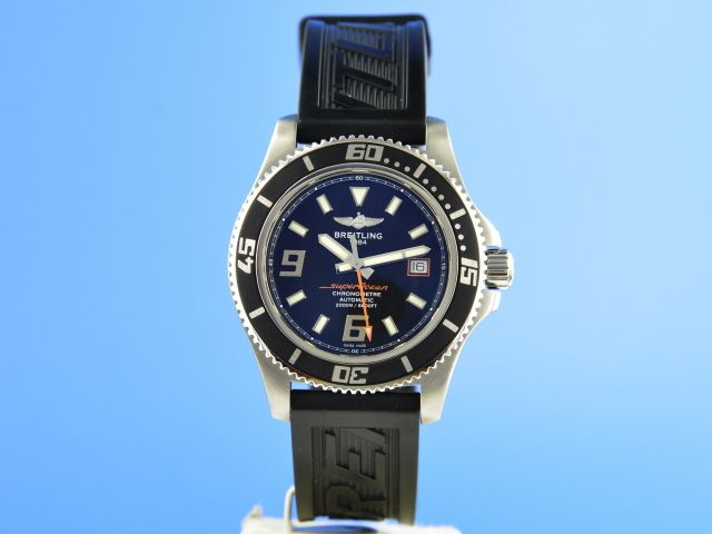 Breitling Superocean II