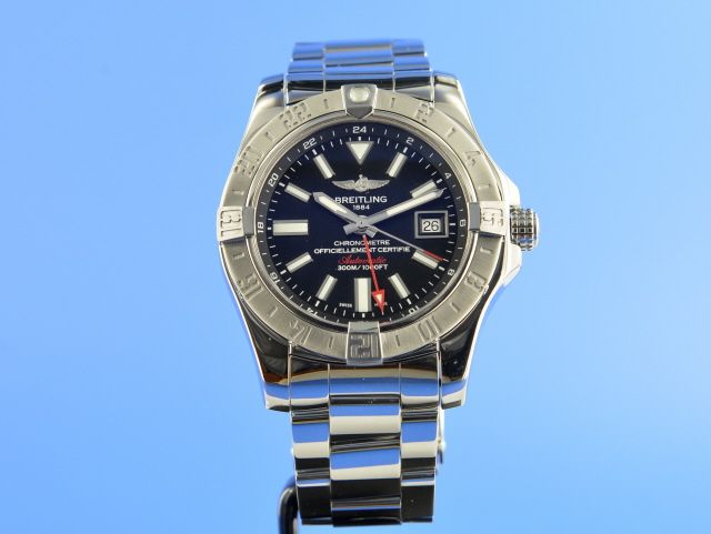 Breitling Avenger II GMT