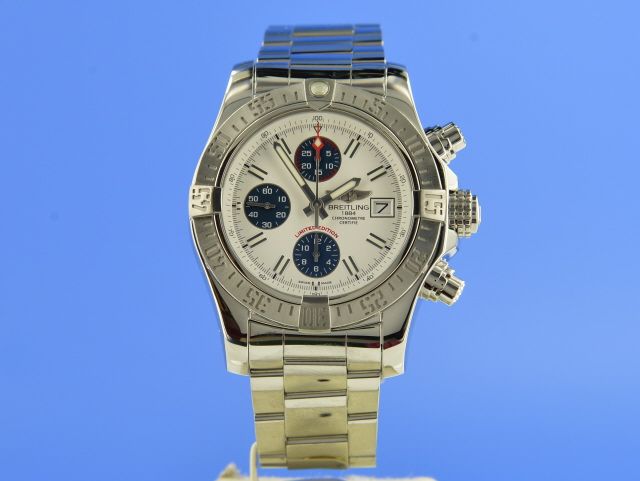 Breitling Avenger II JAPAN Limited Edition 500St.