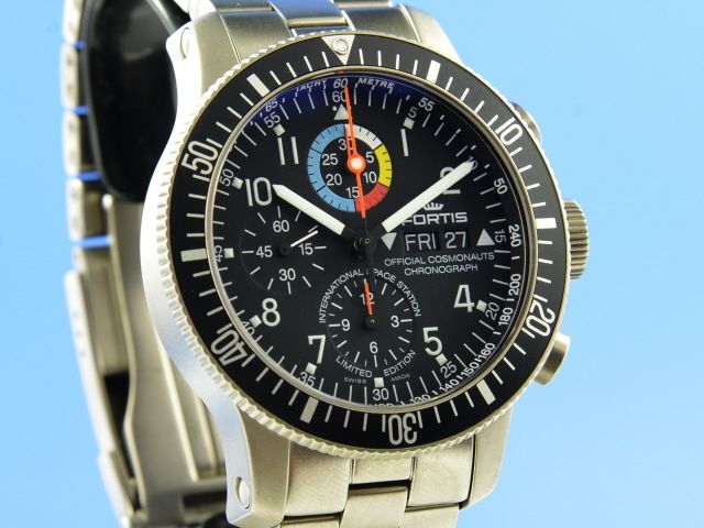 Fortis Cosmonauts B42 - ISS Herren Chronograph Titan