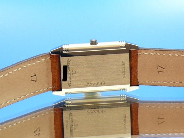 Jaeger Le Coultre Reverso Classique Medium Shadow